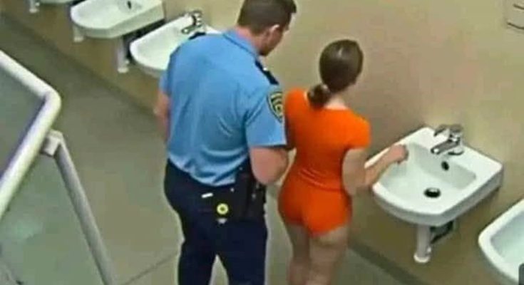 The policeman was taken away and forgot that there was a camera when he … See more